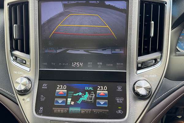 2013 Toyota CROWN HYBRID