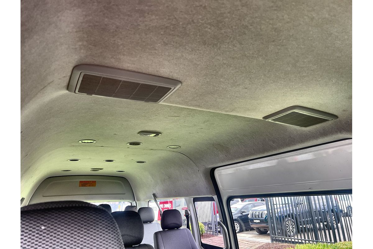 2017 Toyota Hiace KDH221R