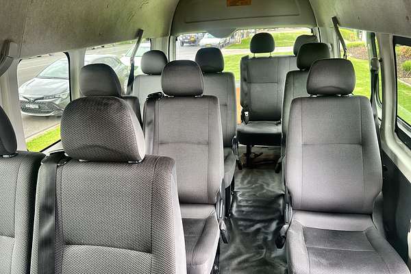2017 Toyota Hiace KDH221R