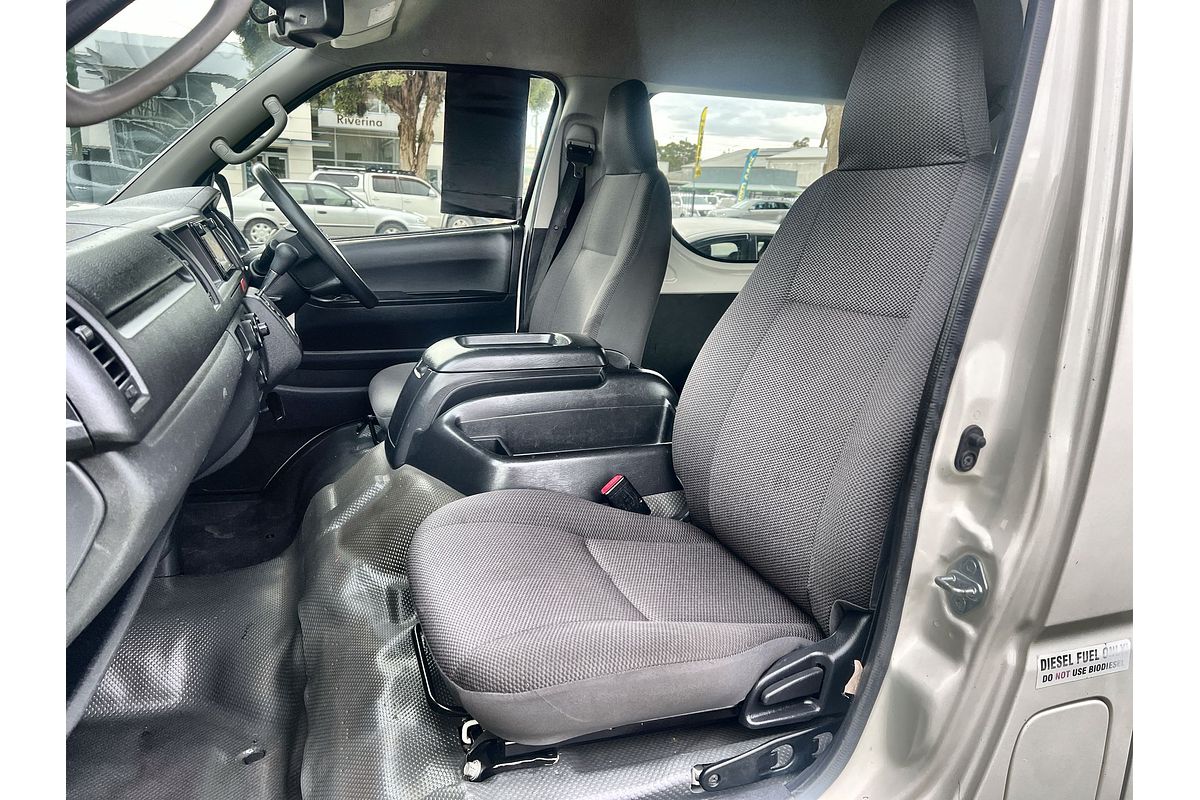2017 Toyota Hiace KDH221R