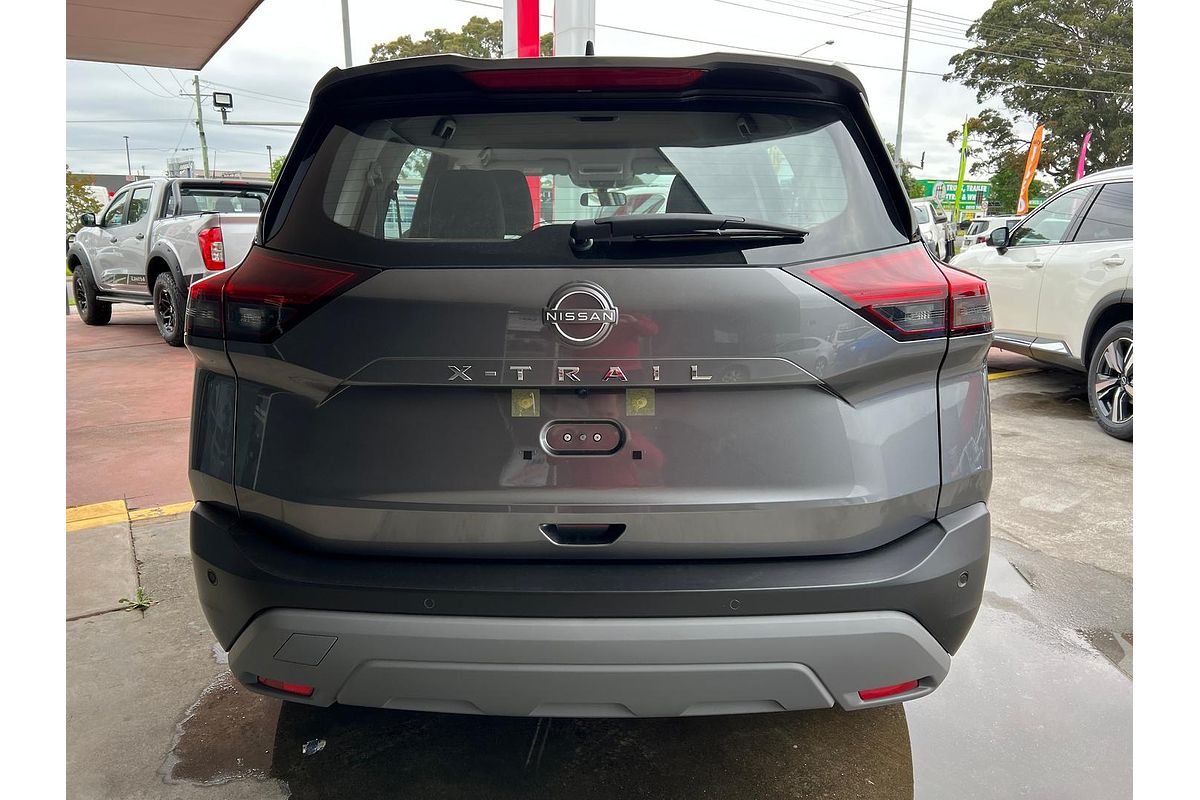 2025 Nissan X-TRAIL ST T33