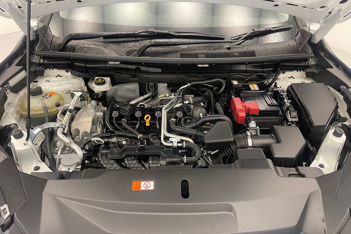 2024 Mitsubishi Outlander LS ZM