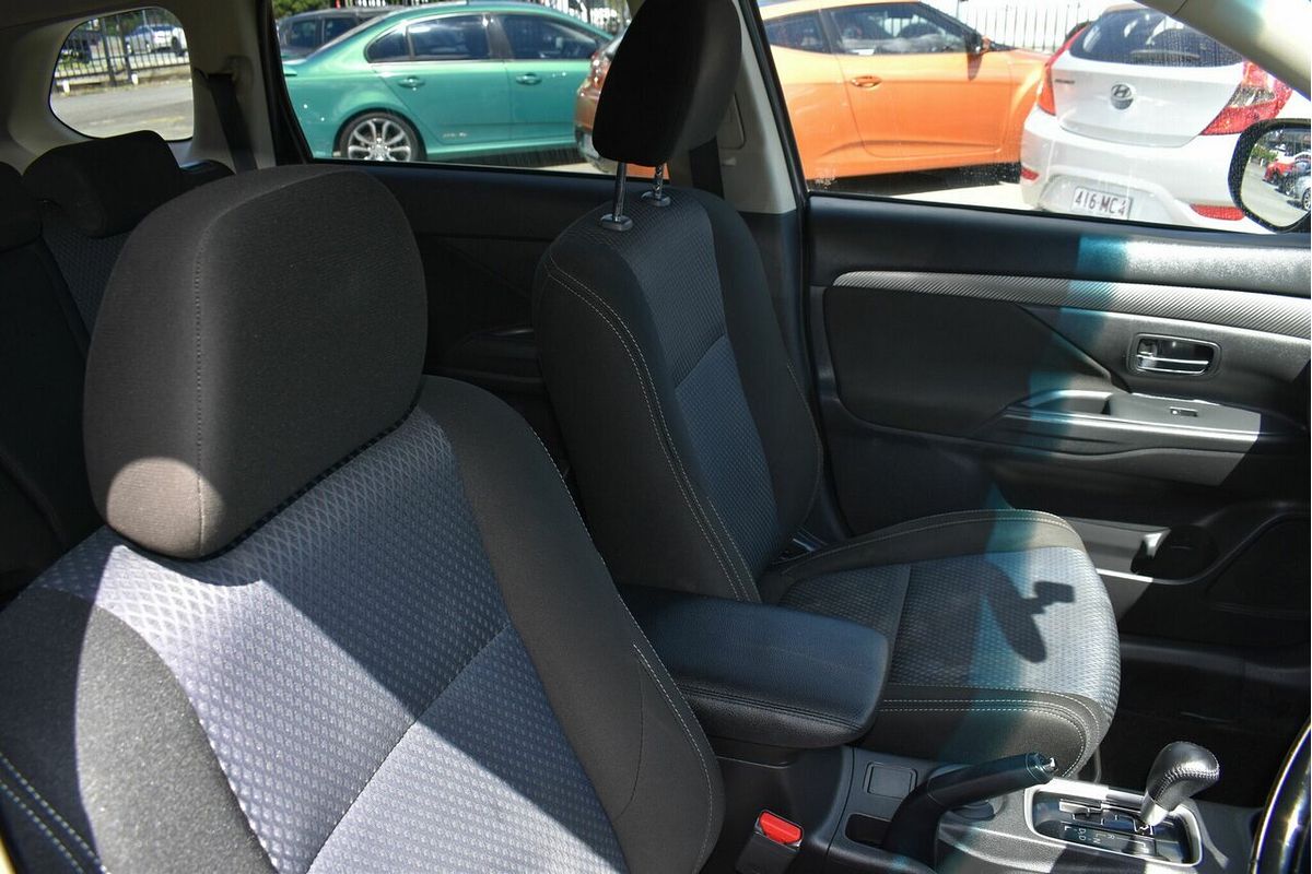 2016 Mitsubishi Outlander LS ZK