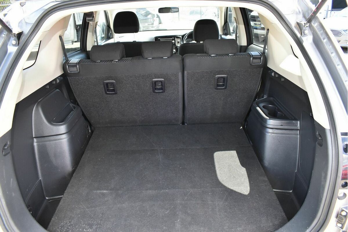 2016 Mitsubishi Outlander LS ZK