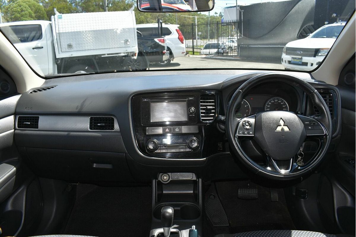 2016 Mitsubishi Outlander LS ZK