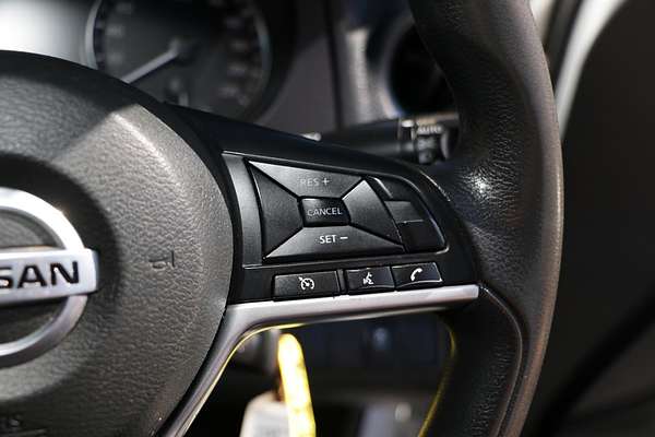 2021 Nissan Navara SL D23 Rear Wheel Drive
