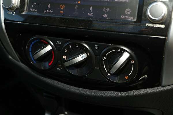 2021 Nissan Navara SL D23 Rear Wheel Drive