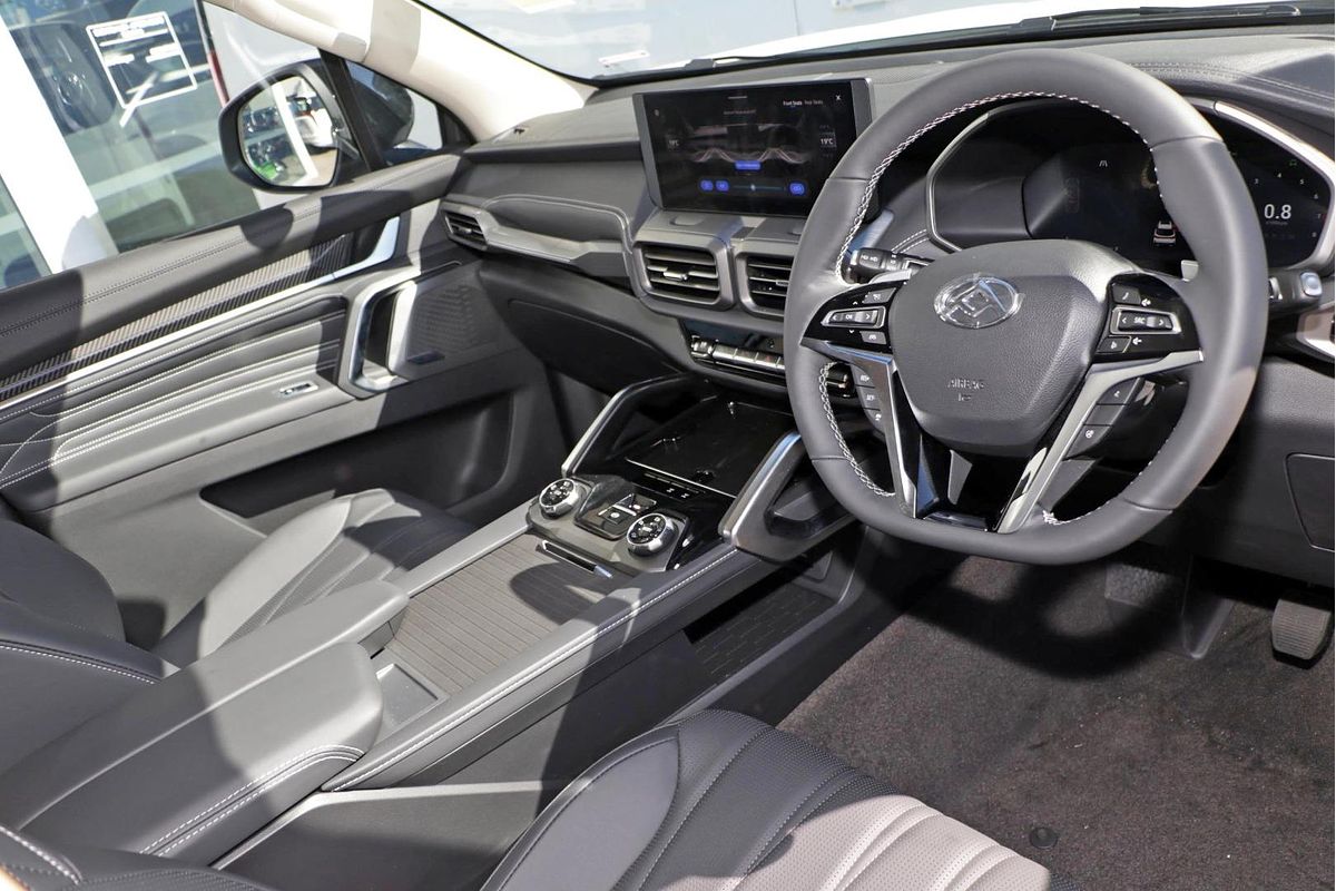 2025 LDV D90 Executive SV9A