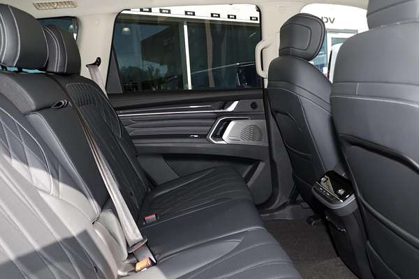 2025 LDV D90 Executive SV9A