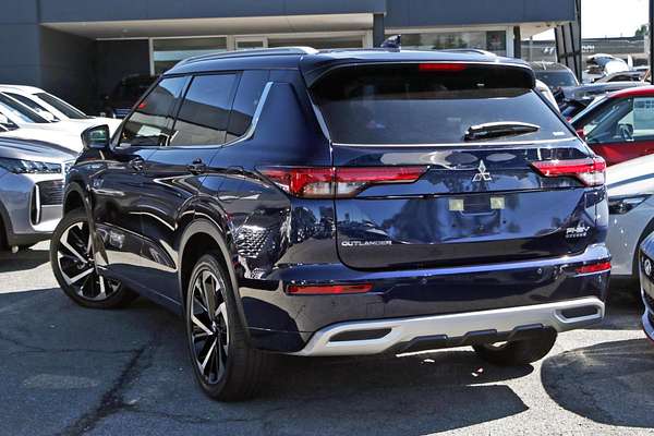 2024 Mitsubishi Outlander PHEV Exceed ZM