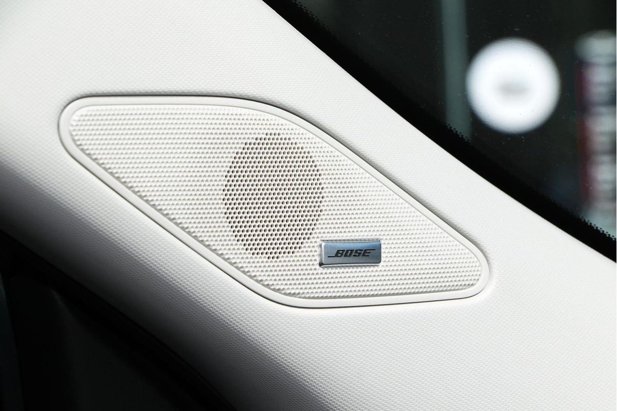 2024 Mitsubishi Outlander PHEV Exceed ZM