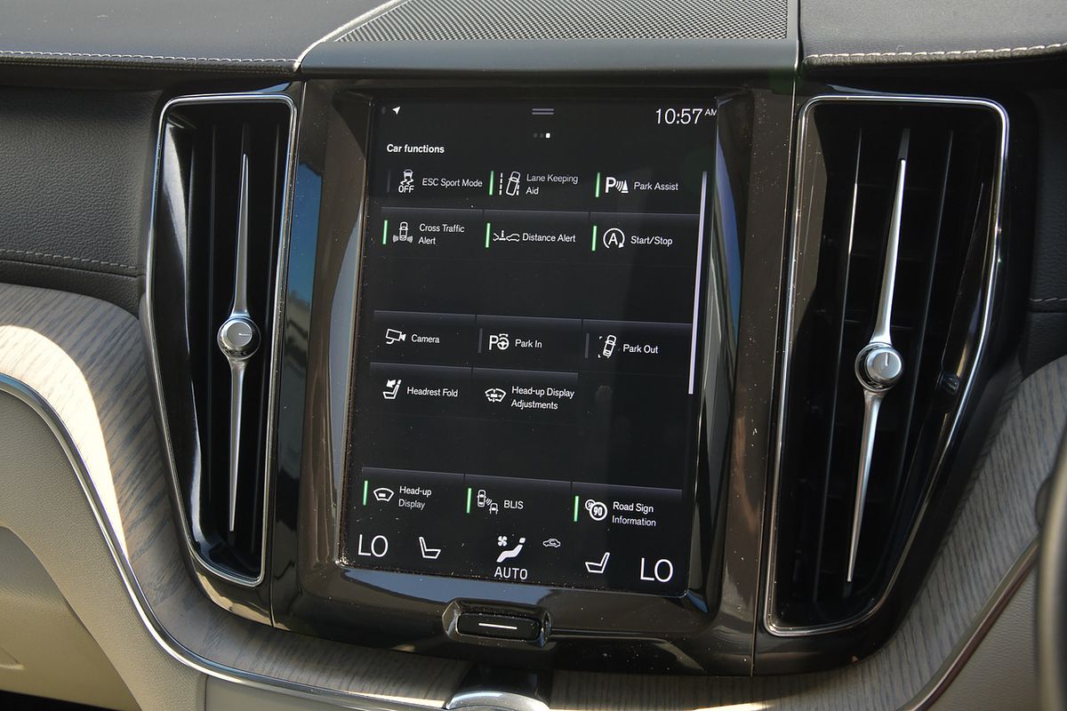 2018 Volvo XC60 T5 Inscription