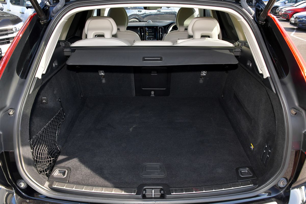 2018 Volvo XC60 T5 Inscription