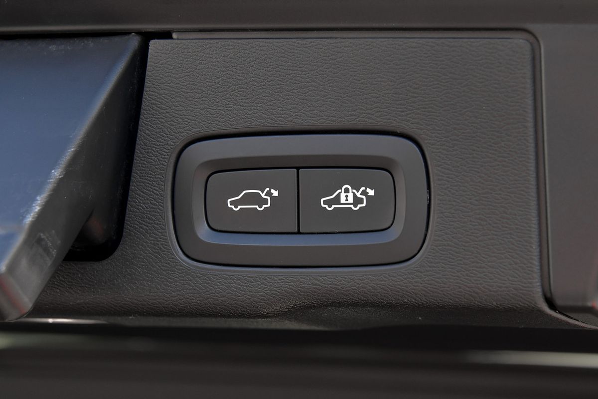 2018 Volvo XC60 T5 Inscription