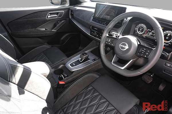 2025 Nissan QASHQAI Ti-L J12