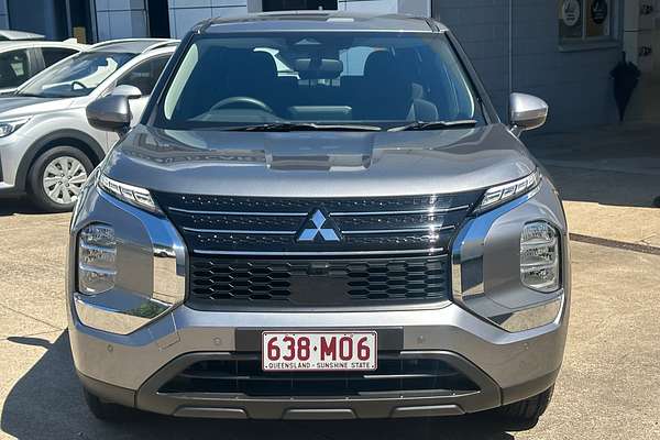 2022 Mitsubishi Outlander ES ZM
