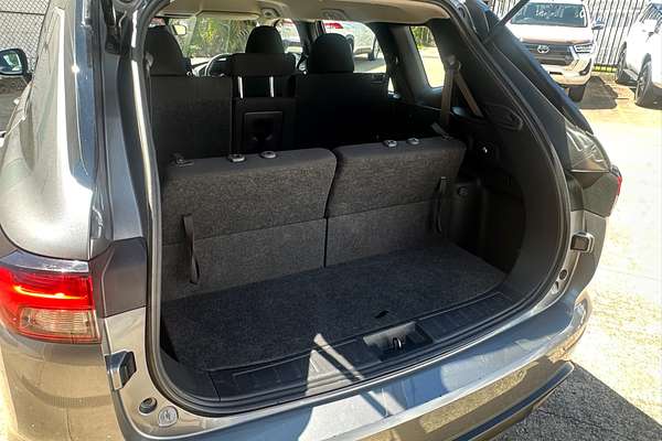2022 Mitsubishi Outlander ES ZM