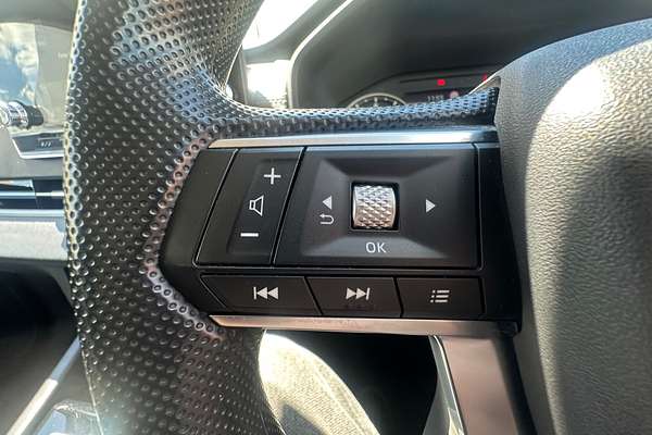 2022 Mitsubishi Outlander ES ZM