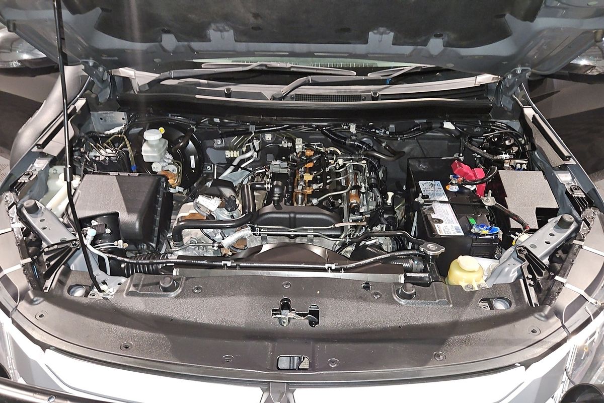 2020 Mitsubishi Triton GLS Premium MR 4X4