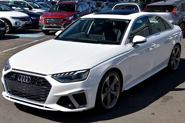 2020 Audi A4 45 TFSI S line B9