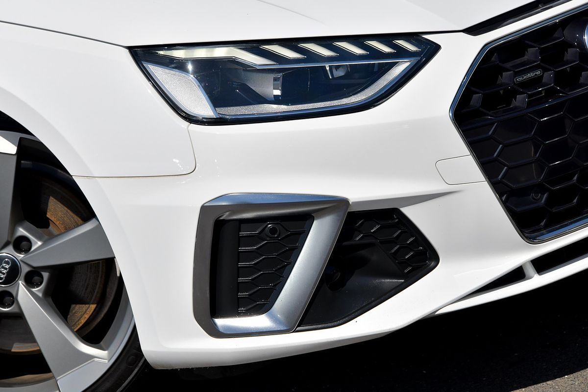 2020 Audi A4 45 TFSI S line B9