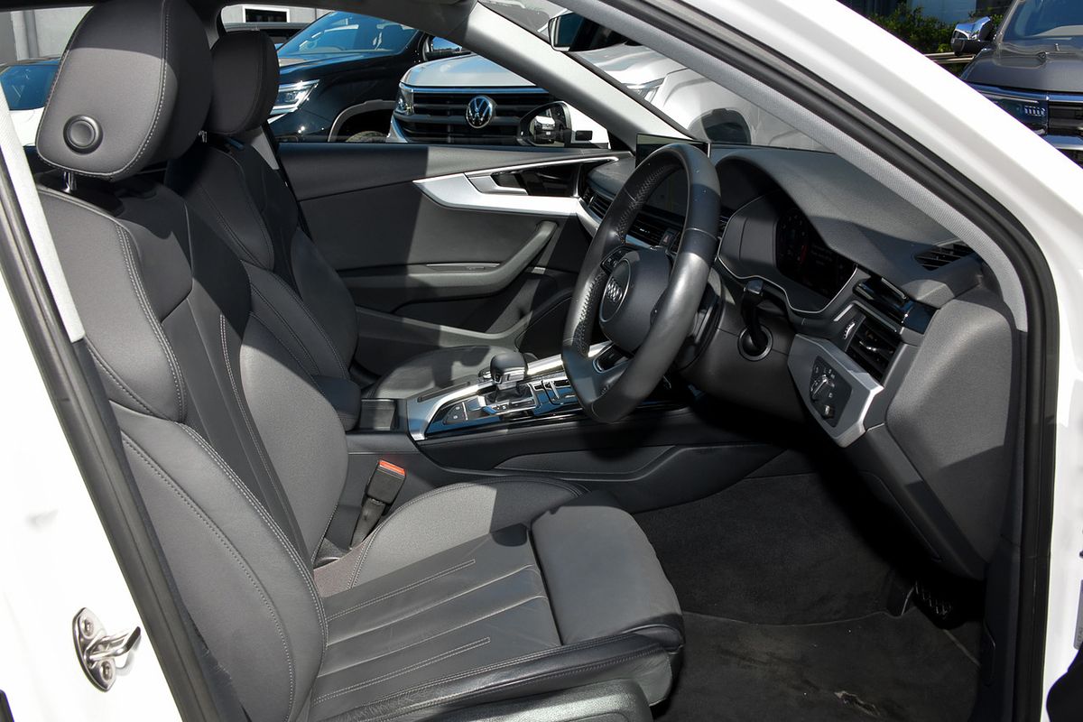 2020 Audi A4 45 TFSI S line B9