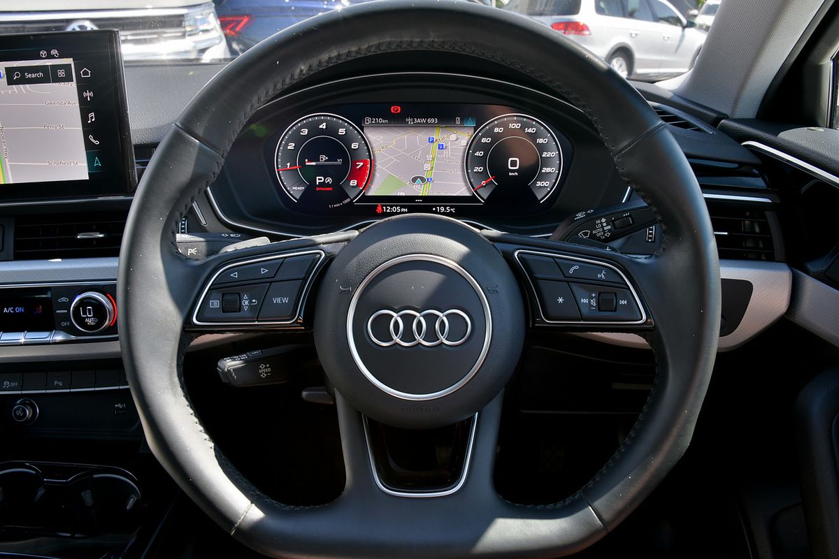 2020 Audi A4 45 TFSI S line B9