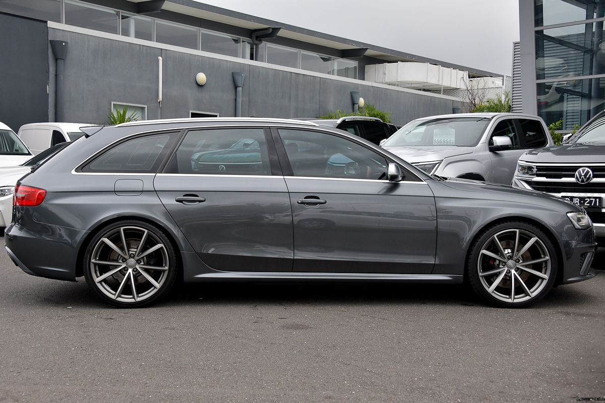 2015 Audi RS4 B8