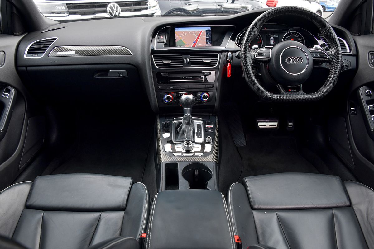 2015 Audi RS4 B8