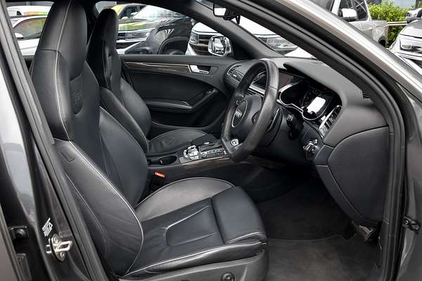 2015 Audi RS4 B8