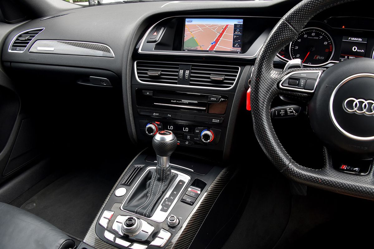 2015 Audi RS4 B8