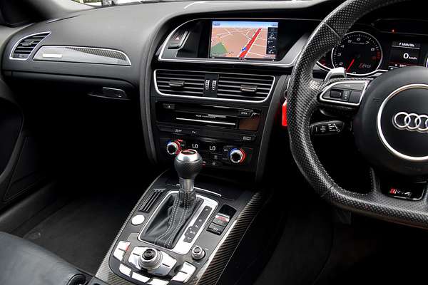 2015 Audi RS4 B8