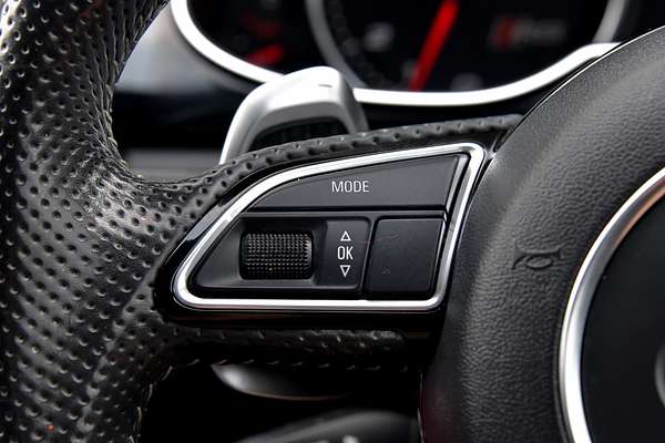2015 Audi RS4 B8