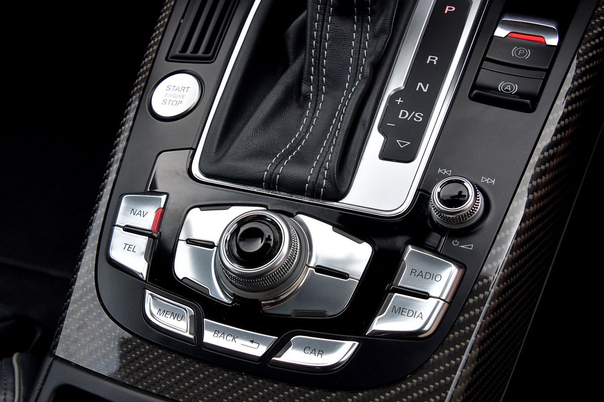 2015 Audi RS4 B8
