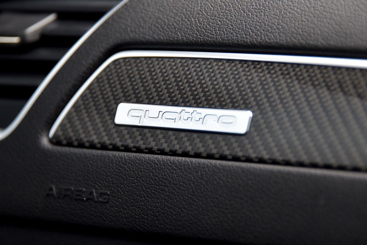 2015 Audi RS4 B8