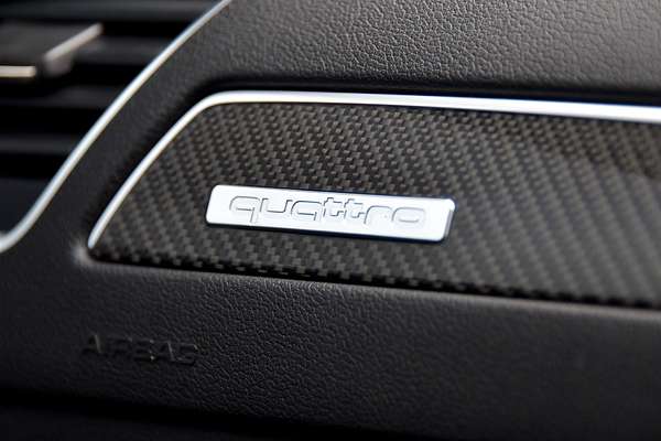 2015 Audi RS4 B8