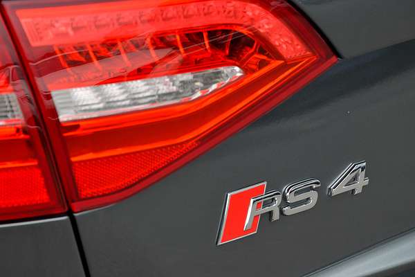 2015 Audi RS4 B8