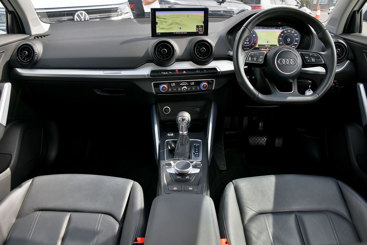 2017 Audi Q2 design GA