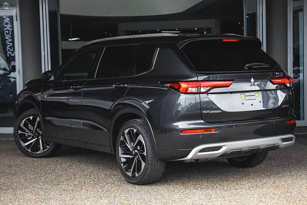 2024 Mitsubishi Outlander Exceed Tourer ZM