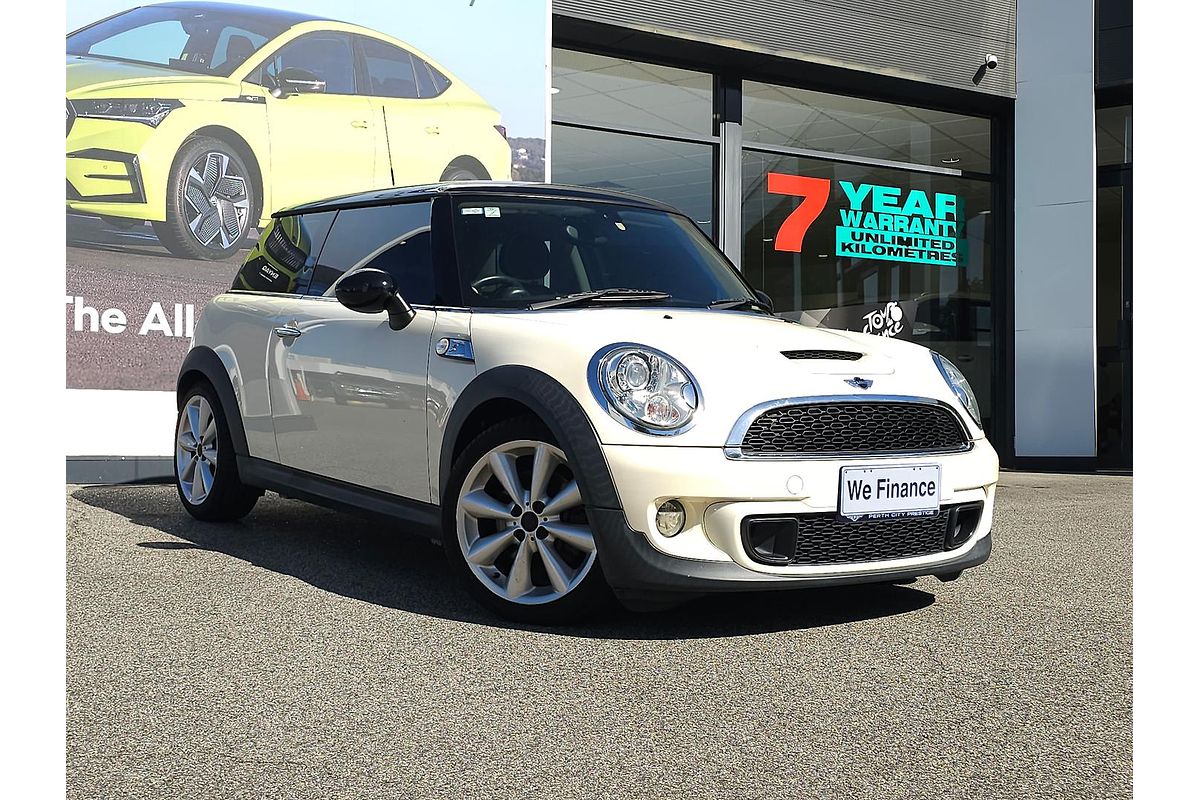 2011 MINI Hatch Cooper S Chilli R56 LCI
