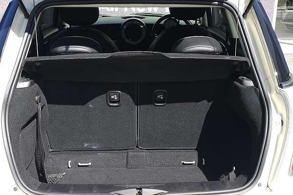 2011 MINI Hatch Cooper S Chilli R56 LCI