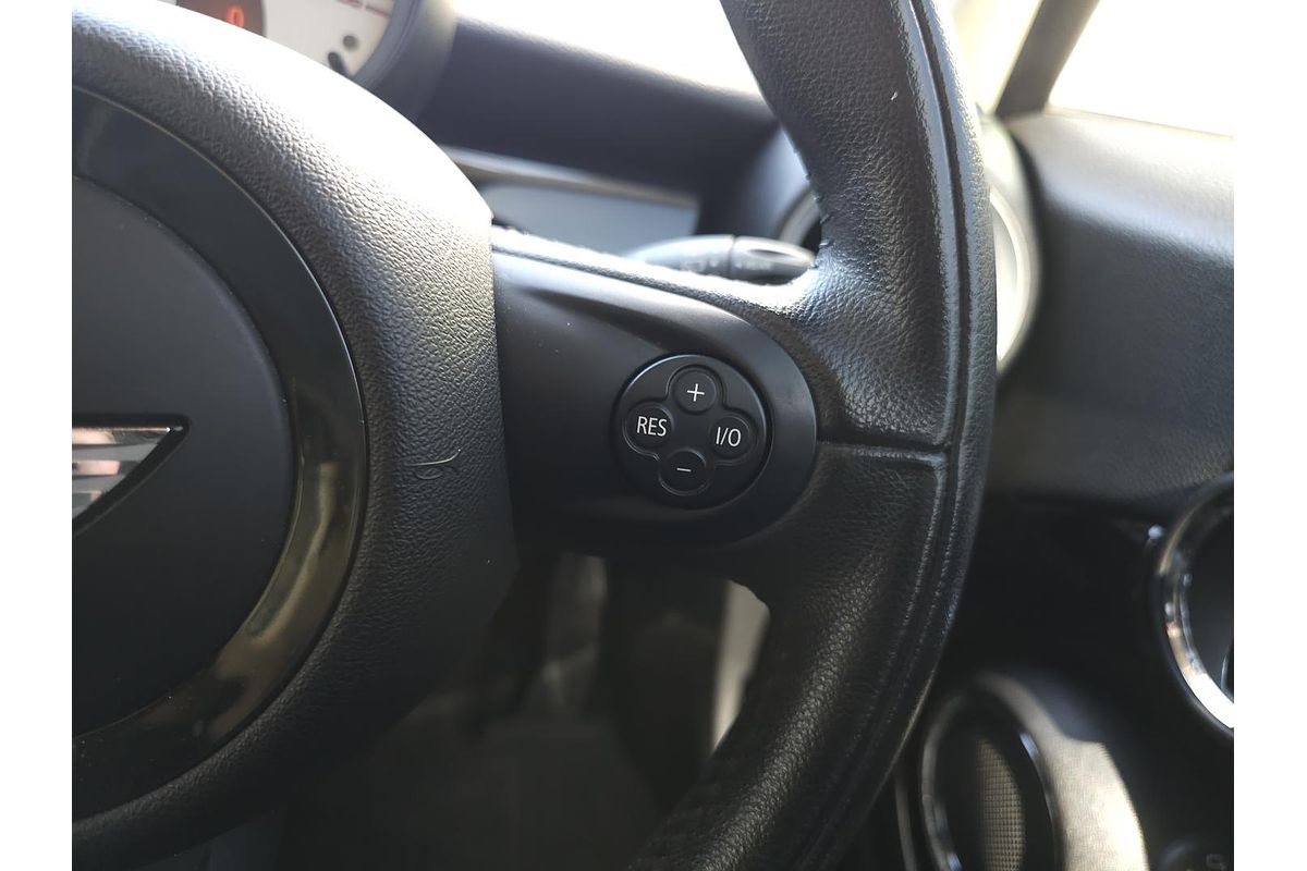 2011 MINI Hatch Cooper S Chilli R56 LCI