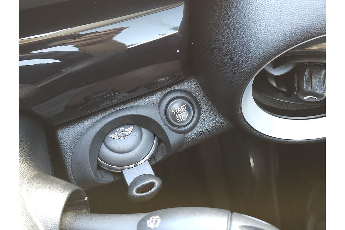 2011 MINI Hatch Cooper S Chilli R56 LCI