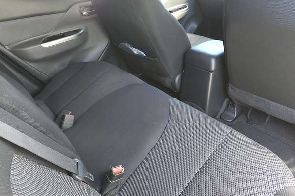 2015 Mitsubishi Triton GLS MQ 4X4