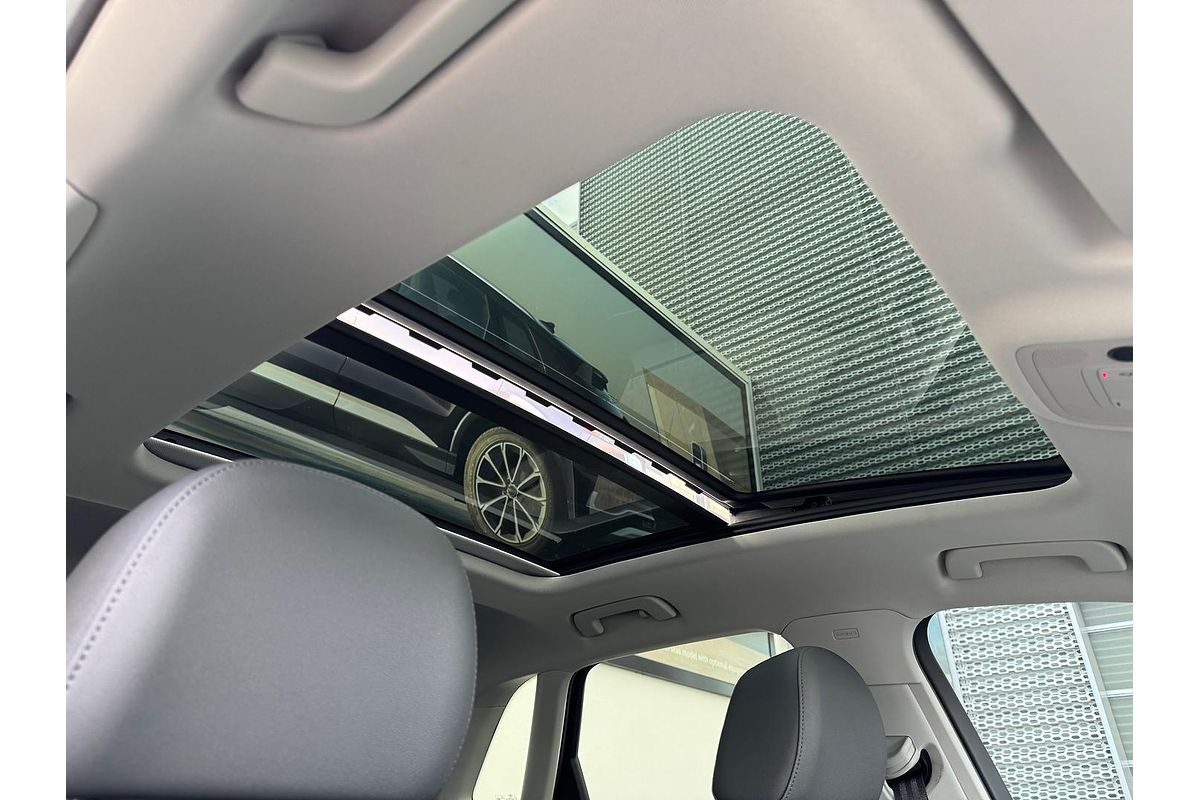 2019 Audi Q3 35 TFSI Launch Edition F3