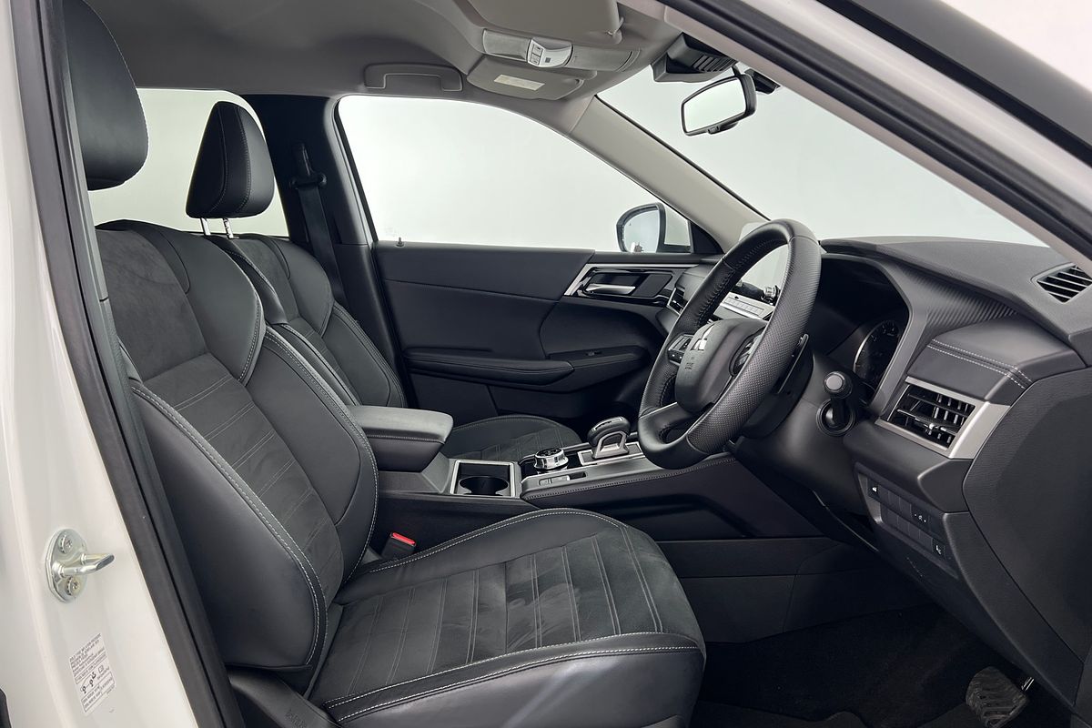 2023 Mitsubishi Outlander Aspire ZM