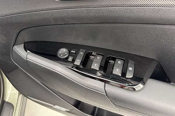 2025 Kia Sportage SX+ NQ5