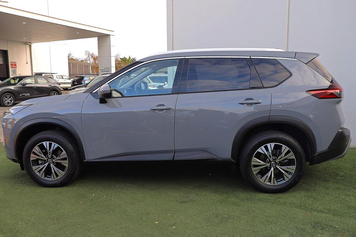 2024 Nissan X-TRAIL ST-L T33