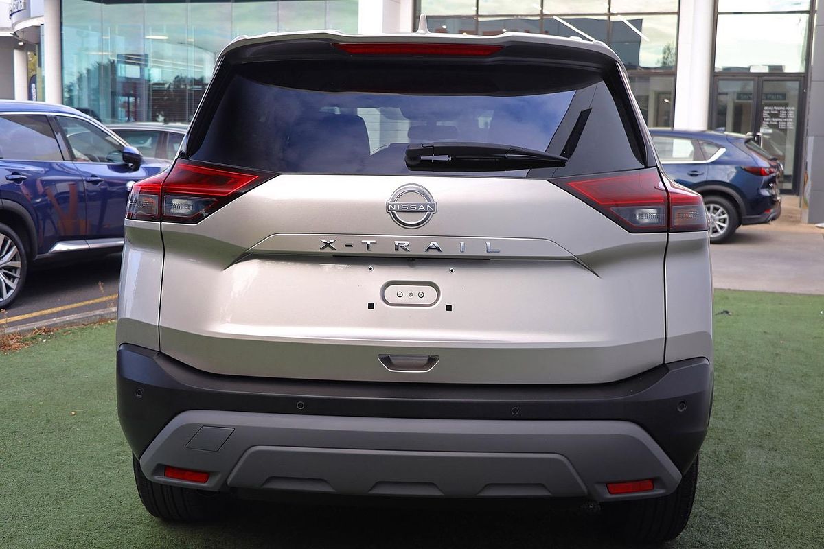 2024 Nissan X-TRAIL ST-L T33