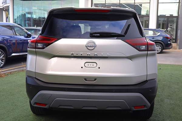 2024 Nissan X-TRAIL ST-L T33